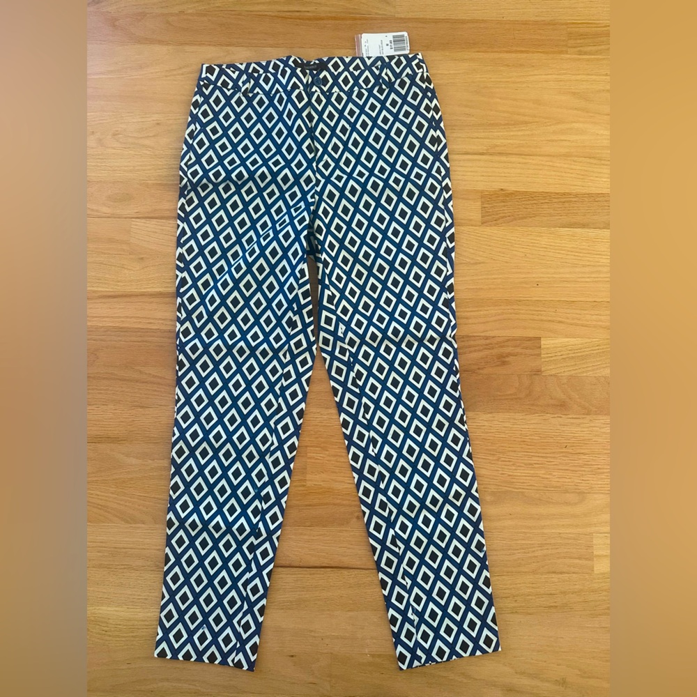 Nwt forever 21 diamond print slacks or pants sz m